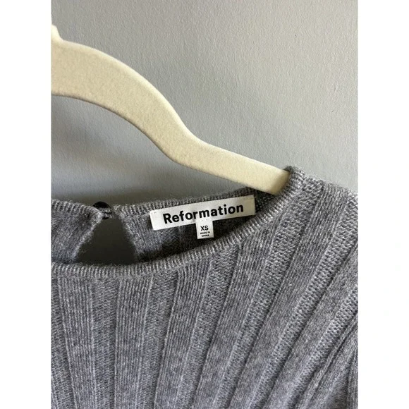 Reformation Grey Ribbed Cashmere Blend Long Sleeve Midi Dress XS Keyhole Back - Picture 3 of 4
